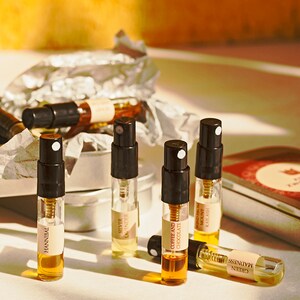 Your-5 sample set: 5 custom sampler pack, any five 1 ml samples of olfactory art in a bottle image 3