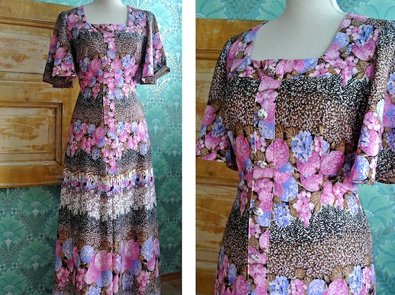 VINTAGE 1970s Boho Hippie Dress Angel Sleeves Wome
