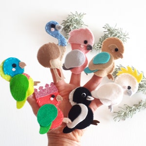 Australian birds felt finger puppets, pretend play, kookaburra, emu, cockatoo, gallah, lorikeet, magpie, king parrot Perth image 2