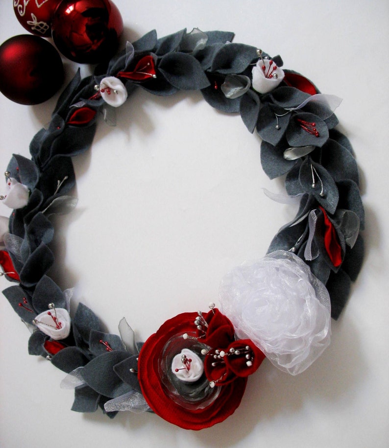 table centrepiece Perth MADE TO ORDER home decoration Large Wreath Colours of your choice