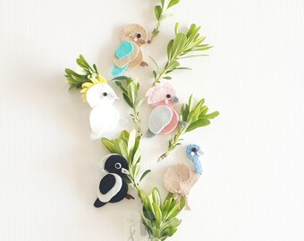 Australian birds - felt finger puppets, pretend play, kookaburra, emu, cockatoo, gallah, lorikeet, magpie, king parrot Perth