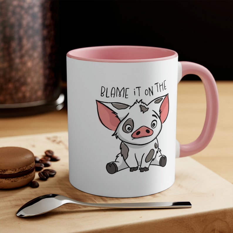 Moana Accent Mug, Pua Accent Mug, Blame It On The Pig Mug, Disney Mug, Disneyland Mug, Disney World Mug, Matching Family Disney Mugs imagen 1