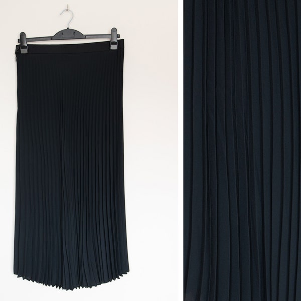 Vintage black pleated midi skirt, lined midi skirt, UK 14