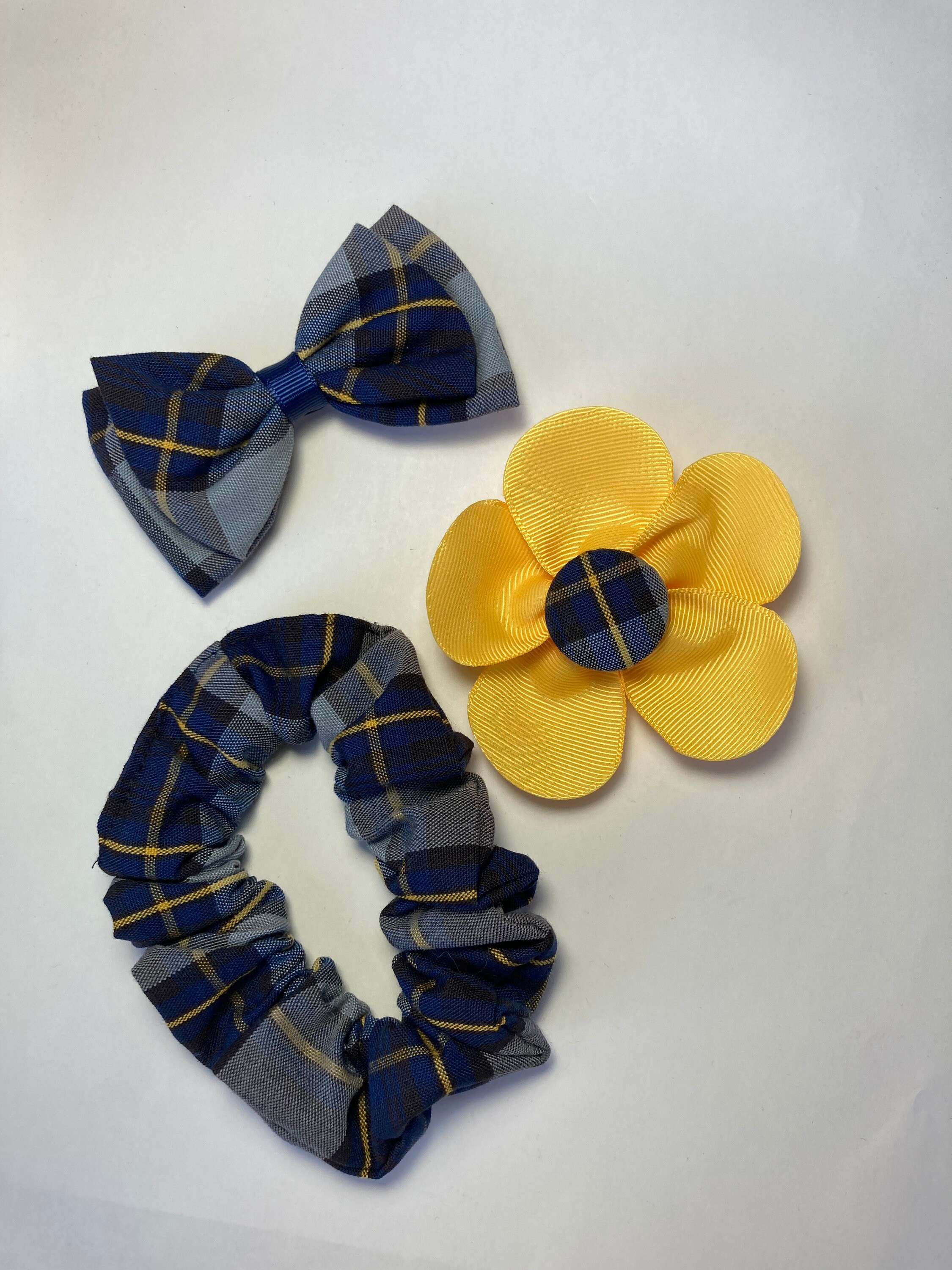 School uniform Set of 3 plaid 57 back to school bows girls school uniform. Navy, Royal, Gold. Small bow, scrunchies, flower button bow.