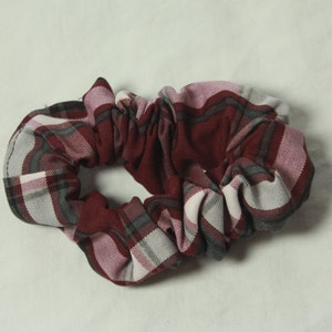 School uniform Burgundy, Gray, white plaid, Red, Hunter, Navy plaid, Gray, Navy, White plaid Scrunchies, Back to School Bows