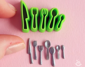 Custom cutter/Printed to ORDER/Set of cutters 5 pieces\Cutlery\PLA plastic. Miniature gingerbread are not included in the price of cutters.