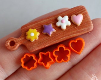 Miniature cutters for doll kitchen\Miniature cute cookies (4 pieces) in orange color. PLA (ONLY CUTTERS)