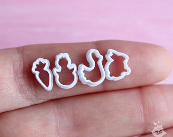 Miniature cutters for doll kitchen on a scale of 1 to 12, Easter gingerbread (4 pieces)in white color. PLA plastic.