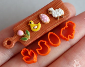 Miniature cutters for doll kitchen, Easter gingerbread (4 pieces) in orange color. PLA plastic. (ONLY CUTTERS)