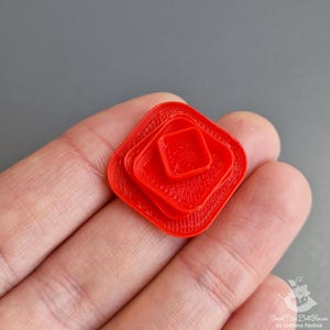 Miniature set of plates. PLA. 3D printing. Dollhouse accessories/Miniature kitchen for dolls.