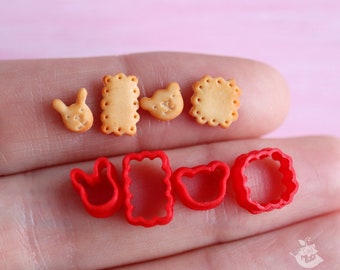 Miniature cutters for doll kitchen on a scale of 1 to 12, Miniature cookies (4 pieces)in red color. PLA plastic.