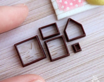 Miniature cutters for dollhouse kitchens on a scale of 1 to 12, Gingerbread House cutters (5 pieces) (dark brown color). PLA