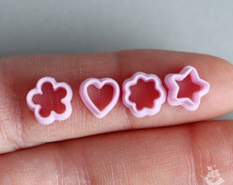 Miniature cutters for doll kitchen on a scale of 1 to 12, Miniature cookies (4 pieces)in pink color. PLA plastic.