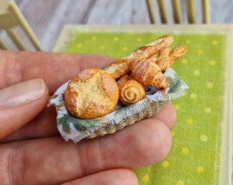 1:12 Miniature French Baguette Basket, Dollhouse Crusty Bread, Air Dry Clay Food