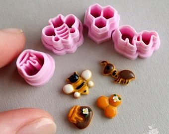 Custom cutter/Printed to ORDER/Set of 4 pieces\Set Bee and Ant BA3\ PLA plastic. Miniature gingerbread are not included