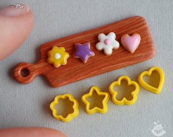 Miniature cutters for doll kitchen\Miniature cute cookies (4 pieces) in yellow color. PLA (ONLY CUTTERS)