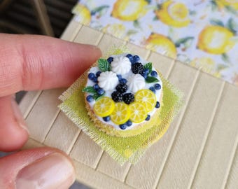 Handmade Polymer Clay Miniature Lemon Cake, Dollhouse Food Decoration