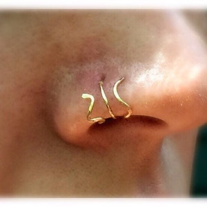 Wavy Triple Hoop Nose Ring for single pierced nose,  22 or 20 gauge wire in silver, gold or rose gold, thin nose hoop