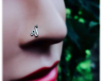 Little Wave Nose Ring, nose stud in silver, gold and rose gold, available in 24, 22, 20  and 18 gauge wire