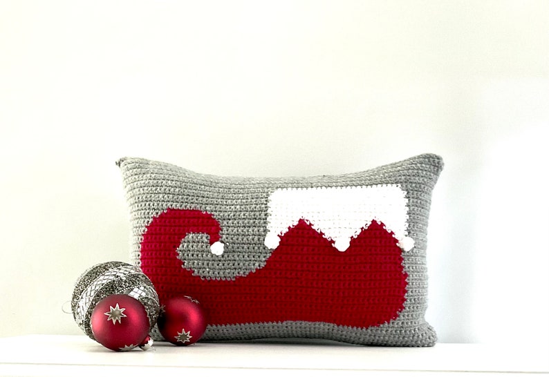 Christmas Crochet Pillow Pattern Crochet Pillow Elf DIY Farmhouse Home Decor Santa Helper Crochet Cushion Pattern Intarsia Holiday Bobble image 4