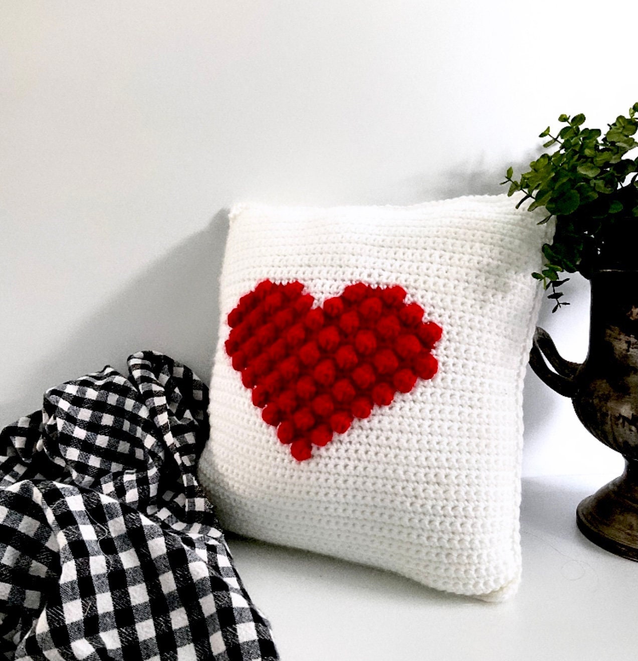 40 Heart Pillow Crochet Patterns for Cozy Home Decor and Handmade Gifts 40 Valentine Crochet Pattern Heart Pillow Crochet Pillow