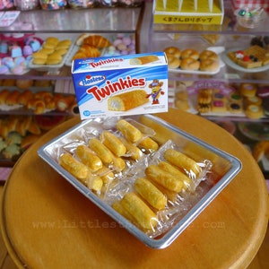 Miniature Twinkies packaged in plastic for 1:6 Scale Dolls Food. Handmade by Nadia Michaux 2 packaged Twinkies