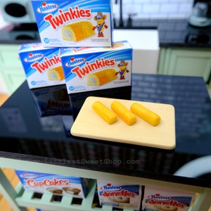Miniature Twinkies packaged in plastic for 1:6 Scale Dolls Food. Handmade by Nadia Michaux 3 unwrapped Twinkies