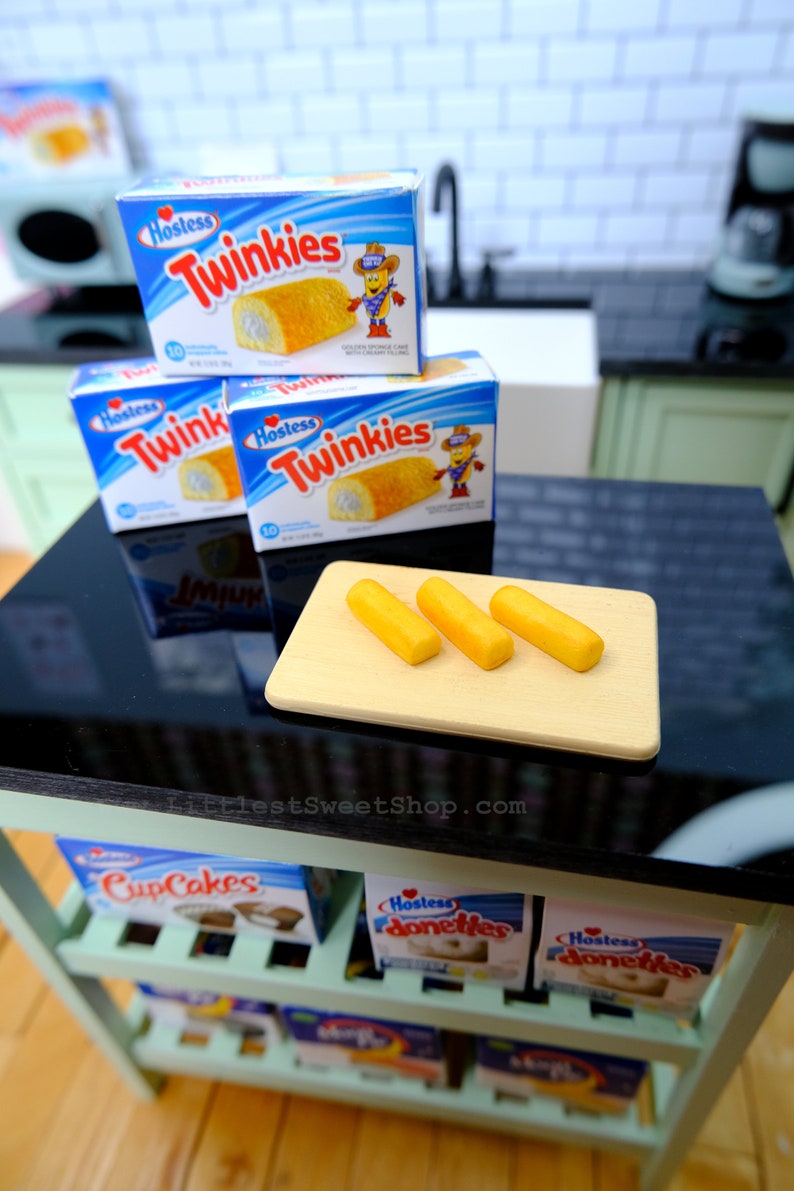 Miniature Twinkies packaged in plastic for 1:6 Scale Dolls Food. Handmade by Nadia Michaux 3 unwrapped Twinkies