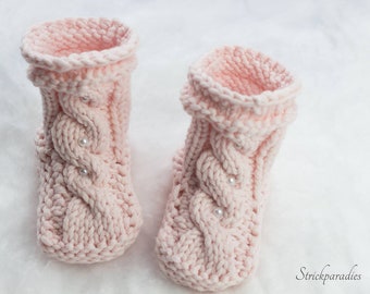 Pearl dream boots, baby shoes pink, baby shoes with pattern, christening shoes, knitted baby shoes, baby socks, hand knitted baby