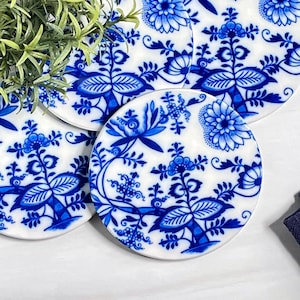 Blue Onion Ceramic Coasters Set - Flow Blue and White Table Decor