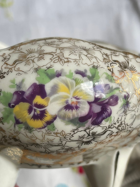 Vintage Footed Trinket Box: Gold Violets Candy Dish View 6