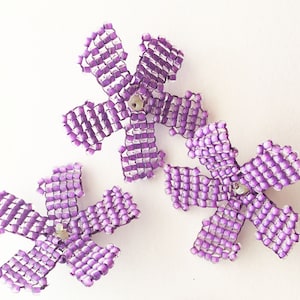 Seed bead pattern, square stitch flower, tutorial, PDF download,  flower design, Periwinkle flower tutorial