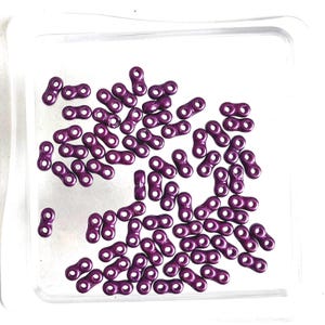 Mini Infinity Beads, 8 colors available, 50 pcs. 2 hole Infinity loop shaped beads, 2x5mm