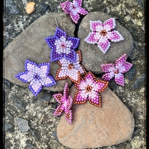 Seed bead pattern, beaded flower, bead design, Small Starflower Tutorial. English language pattern
