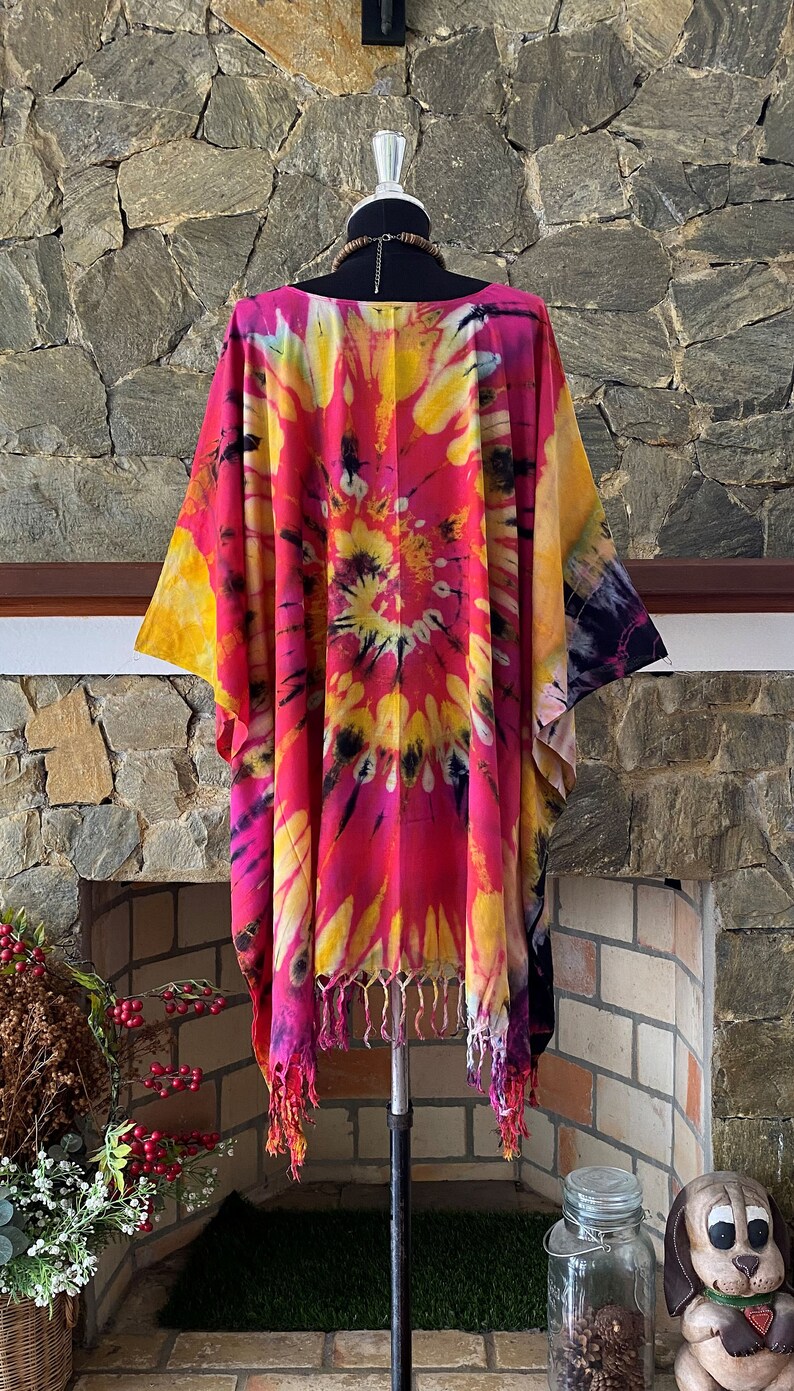 Tropical Vintage Spiral Tie dye Fringe Poncho Top