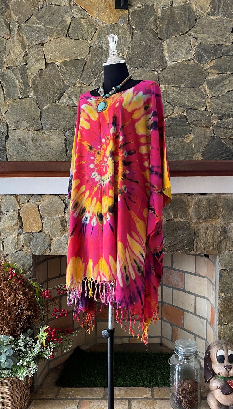 Tropical Vintage Spiral Tie dye Fringe Poncho Top