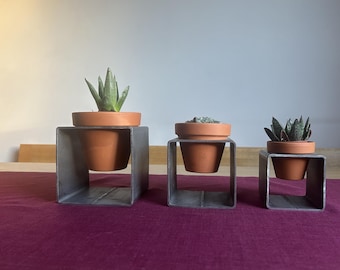 Handmade Metal Plant Pot Holder incl. 3 Pots | Plant Stand 3 Sizes | Industrial Design Decor for Succulents & Indoor Houseplants