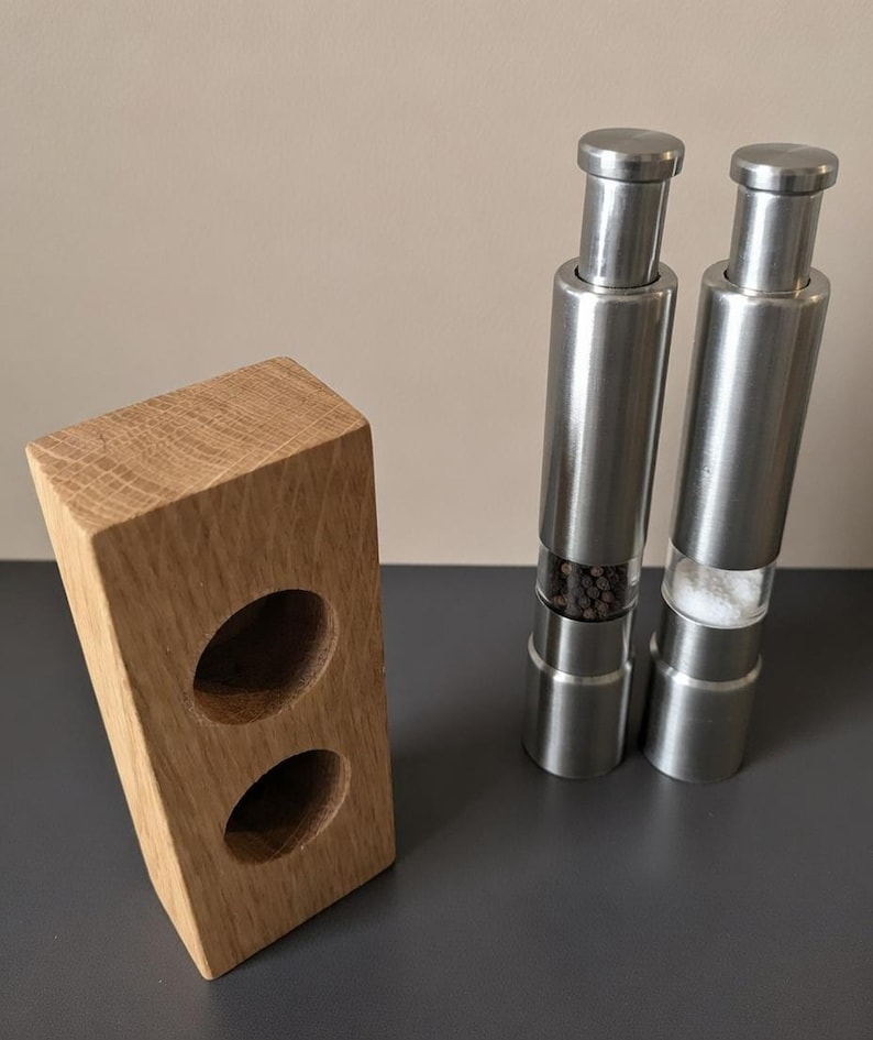 Spice mills I Salt and pepper shakers including wooden stand I ready for shipment within 24 hrs. Salt and pepper grinder immagine 7