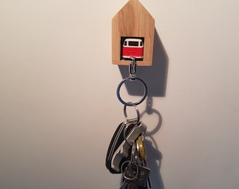 Schlüsselleiste aus Holz mit PKW Schlüsselanhänger, inklusive LED Lampe - Schlüsselbrett, Design Schlüsselboard, Schlüsselhalter