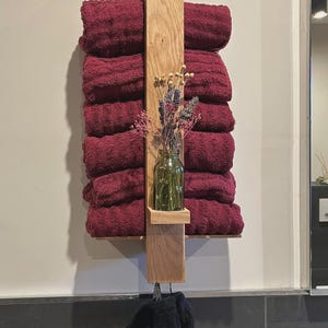 Oak Towel Holder with Shelf & Magnet | Wall Mounted | Handmade Bathroom Organizer | Minimalist Home Decor | Gift Idea