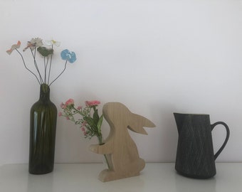 Osterhase aus Eiche mit Reagenzglas - Vase - Hase - Ostern