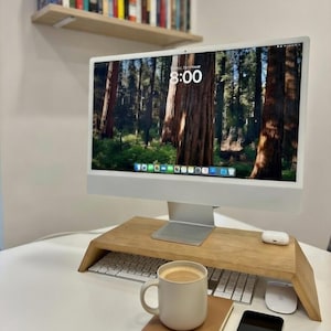 Monitorständer aus Eiche Holz – Handgefertigter Bildschirmständer für iMac, Monitor & Laptop | Ergonomischer Schreibtisch Organizer