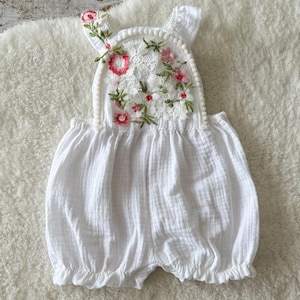 White Romper Baby Girl SITTER photo Outfit Red Flower Romper Muslin Baby Outfit for Photography, Milestone Baby Props, Cake Smash Romper