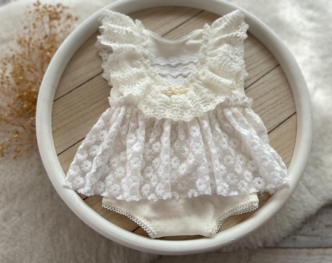 White Newborn Lace Romper Baby Girl Photo Outfit Newborn Photo Prop Newborn Dress Lace Dress Photography Newborn Gift Newborn Posing Pillow