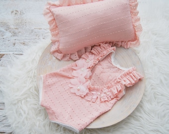 Newborn Girl Photo Outfit SET Newborn Romper Girl Photo Pillow Case Ruffle Romper Baby Pink Newborn Outfit for Photoshoot