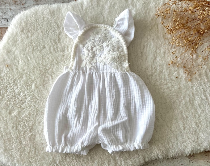 White SITTER Romper Photography Baby Girl Cake Smash Outfit Sitter Photo Outfit Ruffled Romper Baby Milestone Outfit Photo Prop Sitter prop