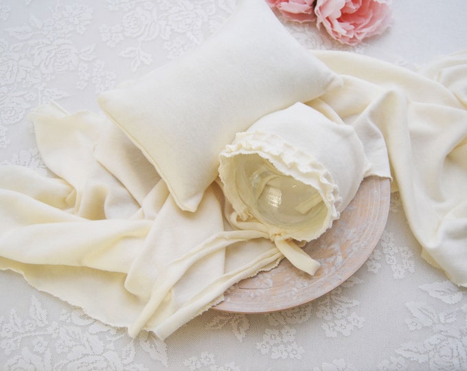 Newborn Girl Photography Set Newborn Wrap Newborn Bonnet with Ruffles Newborn Posing Pillow Ivory Color Newborn Photo Props Girl