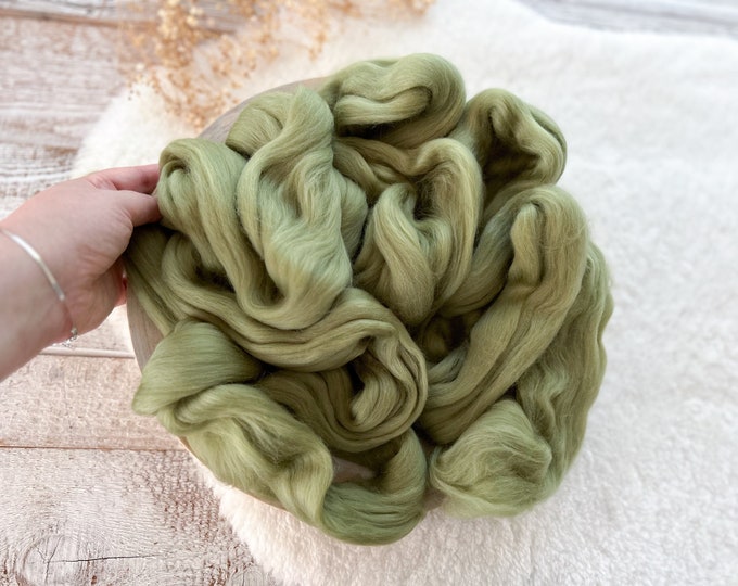 Newborn Photography Prop Basket Filler Wool Newborn Layer Baby Photo Prop GREEN Merino Wool Fluff for Newborn Nest Basket Stuffer Baby Props