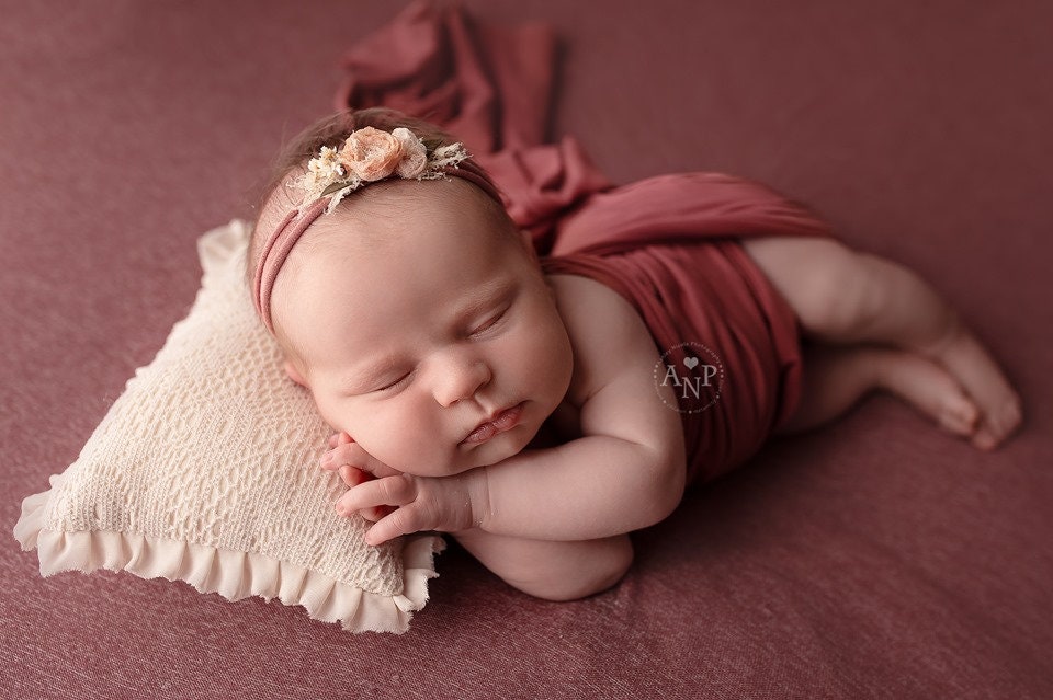 Best Newborn Photographer in Delhi Gurgaon - Newborn Photo Shoot