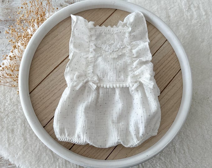 White Newborn Romper Girl Newborn Photo Outfit Newborn Photo Prop Baby Girl Outfit Ruffled Romper Lace Romper Girl Photo Shoot Newborn Dress